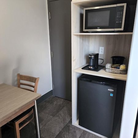 Razoolies Inn スティーブンビル 部屋 写真