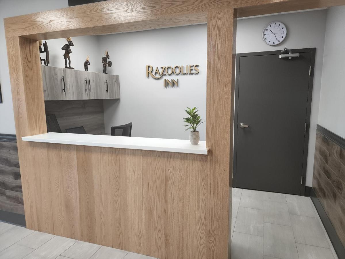 Razoolies Inn スティーブンビル エクステリア 写真