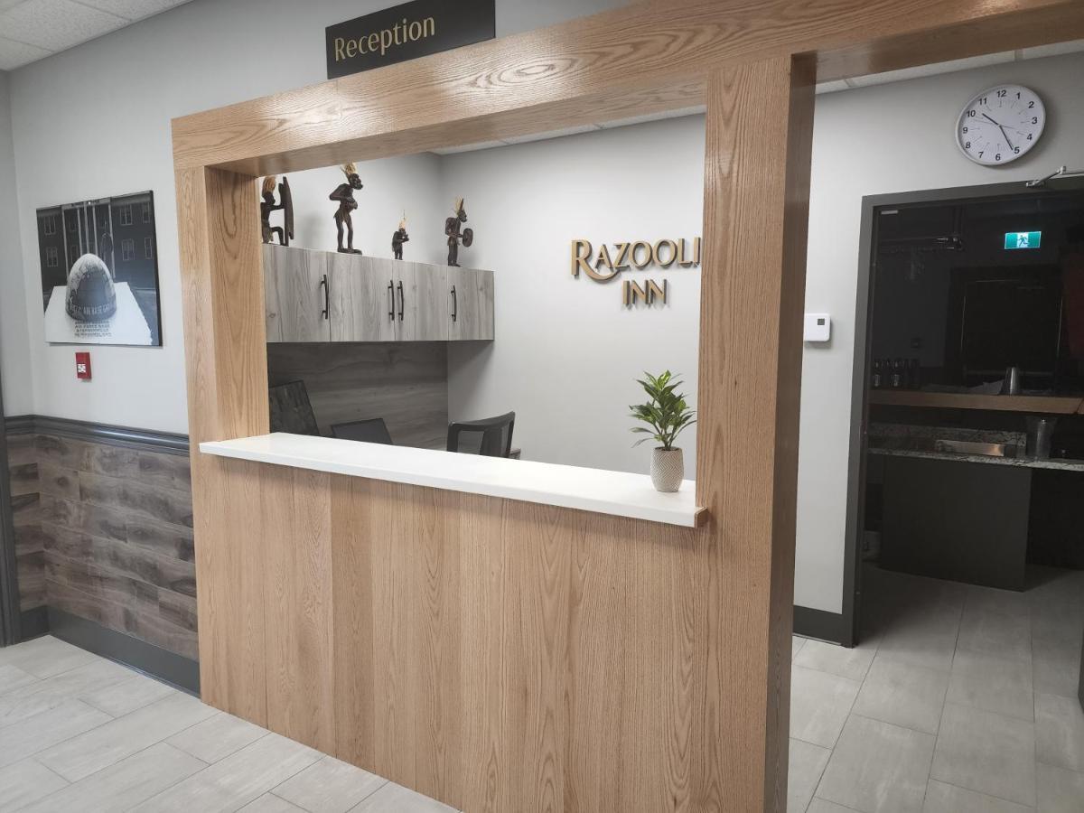 Razoolies Inn スティーブンビル エクステリア 写真