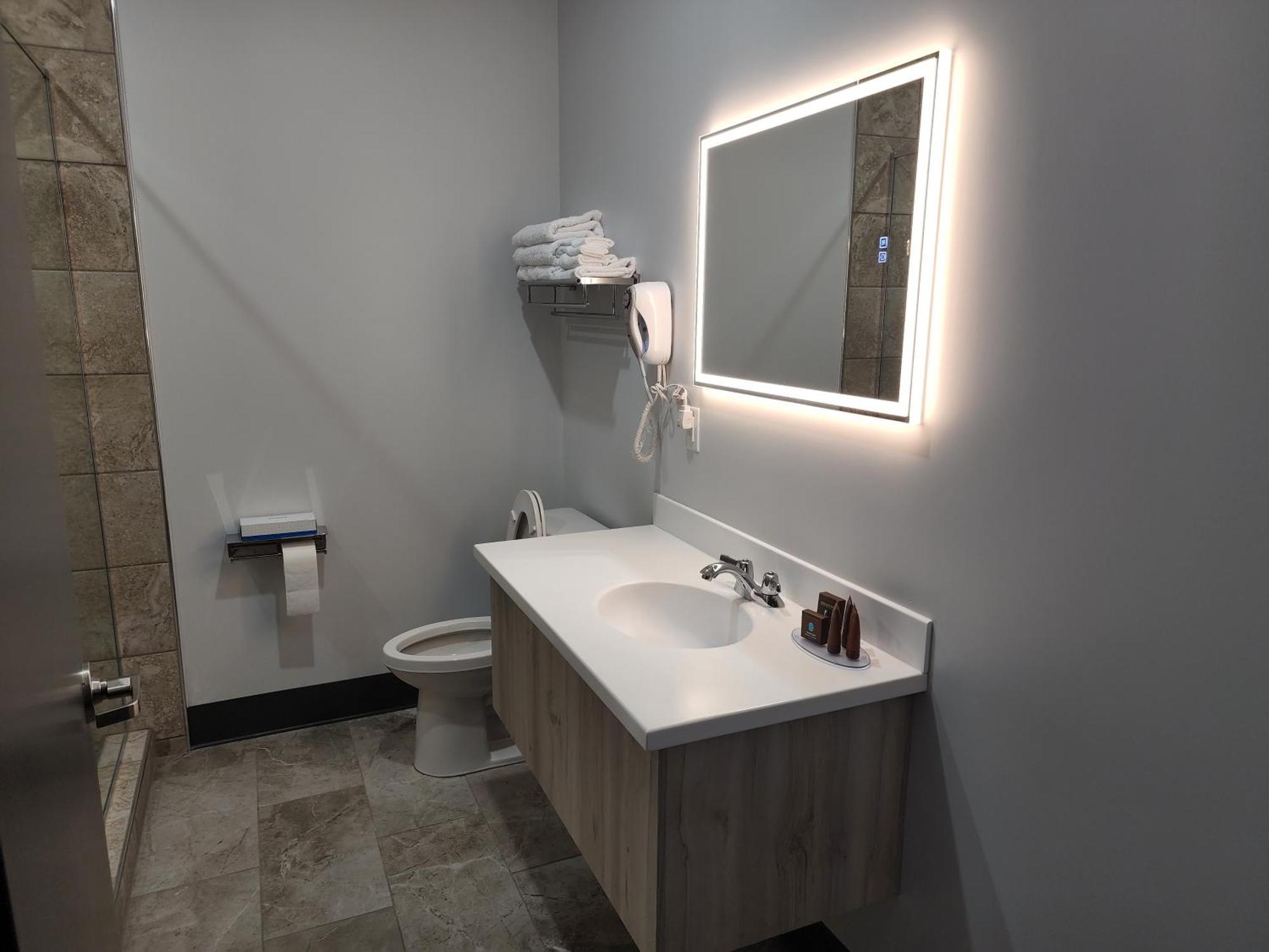 Razoolies Inn スティーブンビル 部屋 写真
