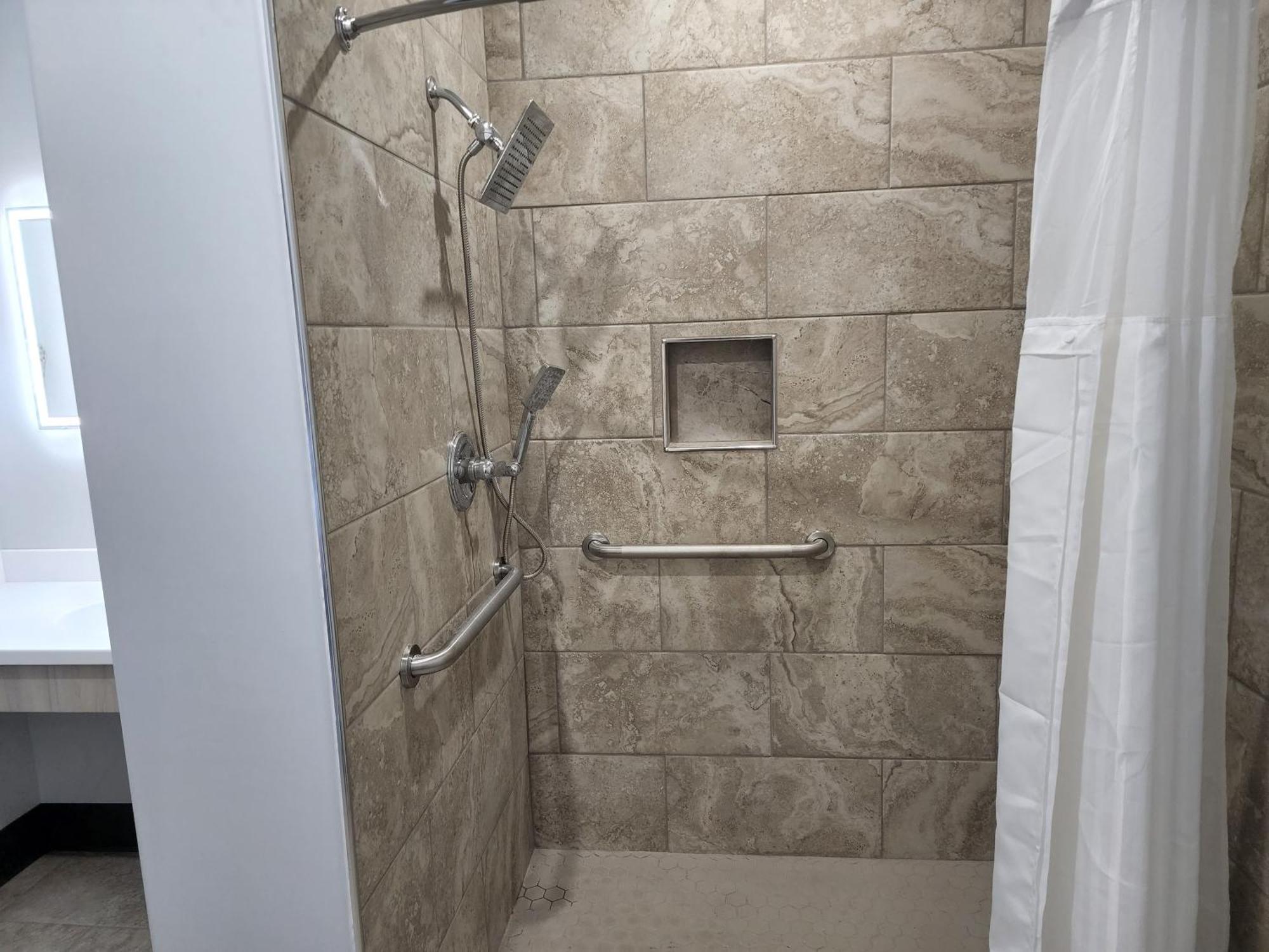 Razoolies Inn スティーブンビル 部屋 写真